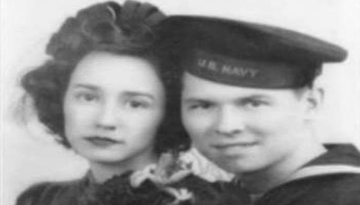 صدها نامه عاشقانه از جنگ جهانی دوم در یک اتاق زیرشیروانی کشف شد