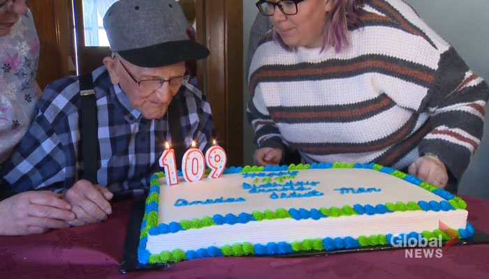 نیوبرانزویک؛ پیرترین مرد کانادا تولد ۱۰۹ سالگی خود را جشن گرفت