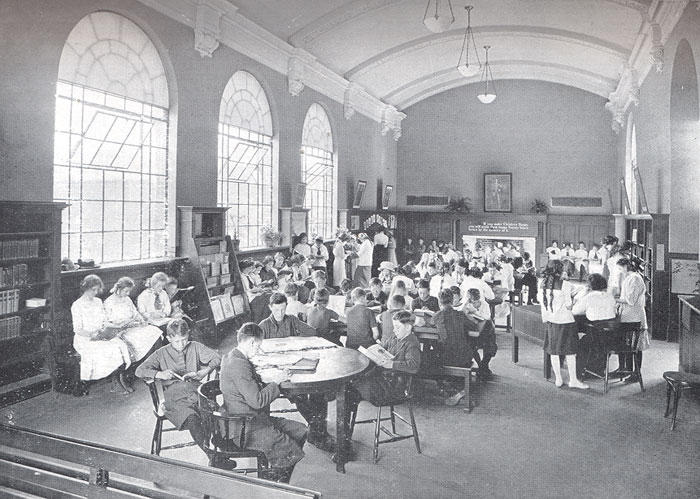 کتابخانه تورنتو - سال ۱۹۱۳