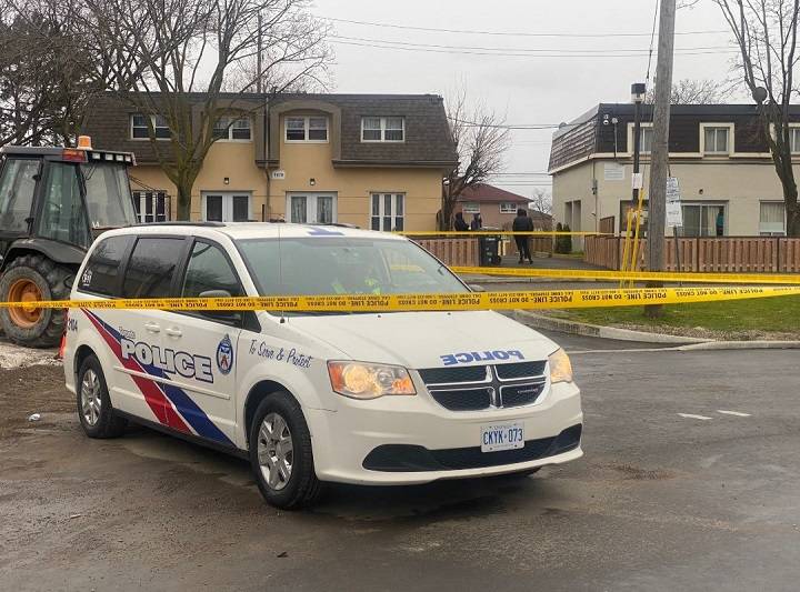 یک پسر ۱۵ ساله در شمال تورنتو دیروز هدف تیراندازی قرار گرفت و کشته شد