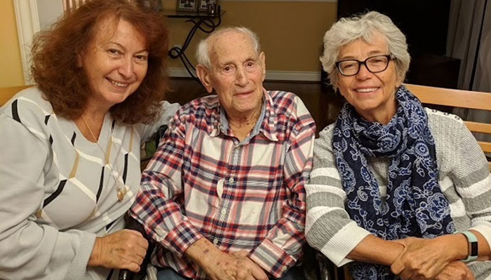 بدرود آقای مهاجر ۱۰۰ ساله؛ مردی که از جنگ جهانی جان سالم به در برد و بر اثر کرونا جان باخت