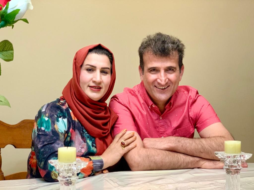 آنها از رفاه خود در ایران گذشتند تا زنان خانواده زندگی بهتری در کانادا داشته باشند