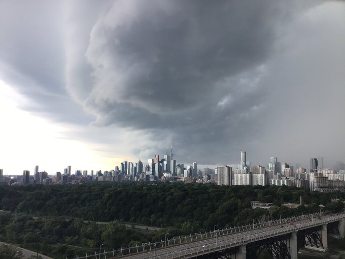 گزارش تصویری از آخر هفته طوفانی در تورنتو