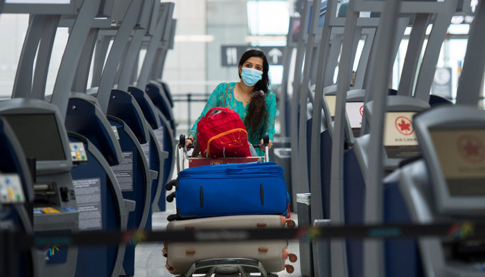 داگ فورد: تست سریع را جایگزین قرنطینه ۱۴ روزه مسافران بین‌المللی کنید